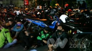Pembubaran Balap Liar di Blitar, Motor Ditahan Polisi, Pulang Jalan Kaki