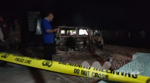 Minibus Terbakar Setelah Isi BBM di Pom Jember, Diduga Tangki Mobil Dimodifikasi