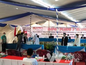 KPU Sumenep Undi Nomor Urut Paslon, Fauzi-Eva Nomor 1, FJ-Kiai Fikri Nomor 2