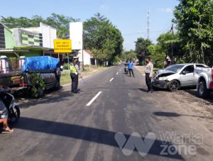 Adu Moncong Toyota Vios VS Pick Up di Jember, Korban Warga Lumajang dan Malang
