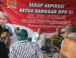 Said Abdullah Bagi-bagi Mobil Ambulan di Seluruh Kecamatan Sumenep