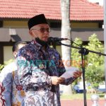 Foto: Bupati Sumenep, A. Busyro Karim, saat menghadiri Apel Deklarasi Relawan Anti Narkoba, di Lapangan Sanika Satyawada Polres Sumenep.