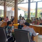 Foto: Kades Sekapuk Abdul Halim, saat diundang sebagai narasumber di Pemdes Buko Demak Jawa Tengah.