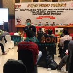Foto: KPU saat menggelar Rapat Pleno Terbuka Rekapitulasi dan Penetapan Hasil Penghitungan Suara Pemilihan Bupati dan Wakil Bupati Jember Tahun 2020.