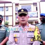 Kapolresta Bogor Kota, Kombespol Hendri Fuisher (tengah), usai apel gelar pasukan Operasi lilin Lodaya Tahun 2020 di Lapangan Mapolresta Bogor Kota Jl. Kapten Muslihat, Kota Bogor, Senin (21/12/2020).
