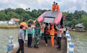Pergi Mancing, Dua Pemuda di Sumenep Tenggelam di Perairan Gili Genting