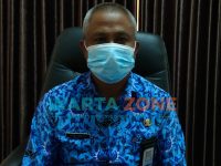 Kepala Dinsos Sumenep, Moh. Iksan, saat ditemui di ruang kerjanya (Foto: Abd Wakid)