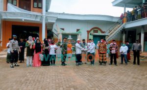 Aktivis Pragaan Sumenep Salurkan Bantuan Alkes ke Ponpes Hidayatul Ulum