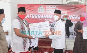 Salurkan Kambing untuk Dipelihara dan Bantu Operasional Guru Ngaji, Bukti Nyata Kepedulian MHSA