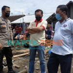 Foto: CEO Dafam Hotel Management (DHM) Andy Irawan Kristyanto, saat menyalurkan program Corporate Social Responsibility (CSR) dalam bentuk bahan penunjang pembangunan di lokasi banjir.