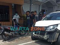 Foto: Kecelakaan motor Vs Mobil di depan toko Marhaban, Baratan Kecamatan Patrang Jember.