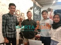KOMITMEN: KMS saat menyampaikan pesan untuk Bupati dan Wakil Bupati Sumenep terpilih (Foto: Dokumen Wartazone)