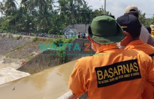 Bupati Sumenep Minta BPBD Turun, Cari Warga Lenteng yang Hilang di Sungai