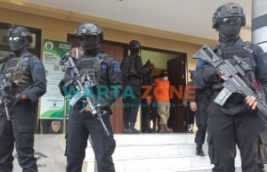 Densus 88 Mabes Polri Ringkus 22 Terduga Teroris Jaringan Jamaah Islamiah