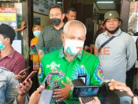 TEGAS: Kepala Dinas Sosial (Dinsos) Sumenep, Moh. Iksan, saat menyatakan siap mencabut e-Warung nakal (Foto: Abd Wakid)
