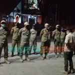 Foto: Petugas Satuan Polisi Pamong Praja (Satpol PP) Kabupaten Pamekasan, mengintesifkan kegiatan patroli malam.