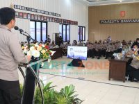 Foto: Kapolda Jawa Timur Irjen Pol Nico Afinta, saat melakukan koordinasi dengan jajaran di Polresta Banyuwangi.