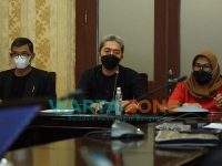 Foto: Wakil Wali Kota Bogor, Dedie A Rachim (tengah) saat rapat koordinasi ketersediaan dan pasokan komoditas pangan strategis, di Balai Kota Bogor.