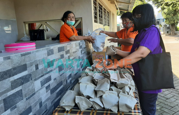 Foto: Warung Kasih kelompok Wanita Katolik Republik Indonesia (WKRI) Kabupaten Jember.