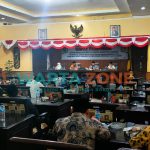 KHIDMAT: Rapat paripurna LKPJ Bupati Sumenep tahun 2020 (Foto: Abd Wakid)