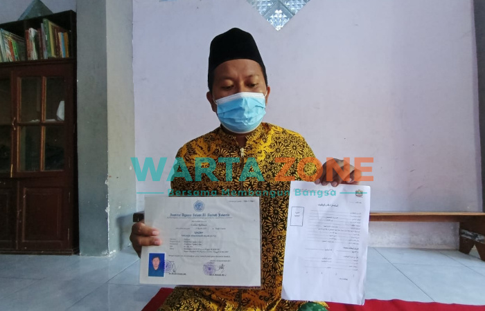 BERPRESTASI: Fathur Rahman salah satu kandidat yang dinyatakan lolos dalam seleksi calon imam besar di Uni Emirat Arab oleh Kemenag RI (Foto: Nur Imatus Safitri)