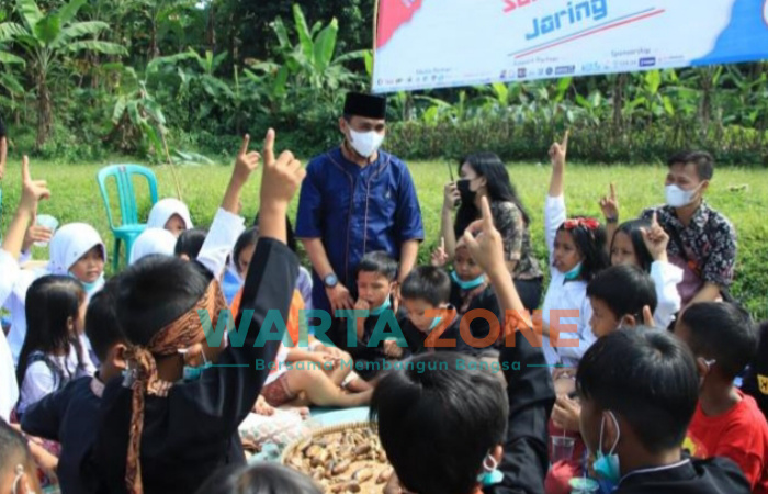 Fot: Komunitas Bogor Youth Forum, saat mengadakan Kegiatan JARING (Ngajar Ngabring) bagi anak-anak di Bogor.