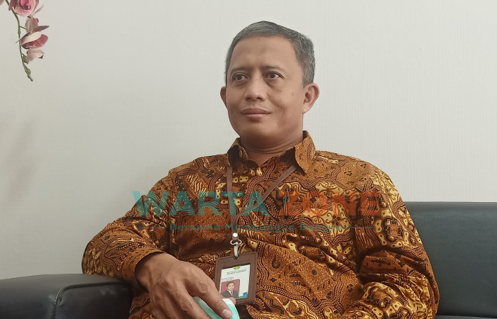 Foto: Direktur Bisnis BPRS Bhakti Sumekar Sumenep, Hairil Fajar.