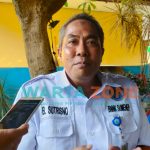 SANTAI: Kepala BNNK Sumenep, Bambang Sutrisno, saat memberikan keterangan (Foto: Abd Wakid)
