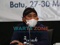 BERMASKER: Bupati Sumenep, Achmad Fauzi (Foto: Dok. WARTA ZONE)