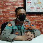 Caption : Kapolsek Kaliwates Kompol Edy Sudarto saat dikonfirmasi di Mapolsek Kaliwates, Kabupaten Jember, Selasa (29/6/2021).