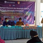 Caption : Diskop UMKM Jember dan KPwBI, saat menggelar sosialisasi di Balai Desa Sukorambi.