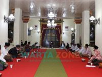 Foto: Silaturrahmi Pemerintah Kabupaten Sumenep bersama Pengurus Cabang Nahdlatul Ulama (PCNU), di Mandiyoso Pendopo Keraton, Kamis (1 Juli 2021), malam.