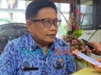 Caption: Sekertaris daerah (Sekda) Pemkab Jember, Mirfano saat dikonfirmasi sejumlah wartawan.