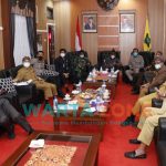 ; Pemerintah Kabupaten Sumenep, resmi menunda pelaksanaan pemilihan kepala desa (Pilkades) serentak, melalui rapat koordinasi di rumah dinas Bupati, Senin (5 Juli 2021).