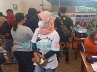 Foto: Antusiasme masyarakat kota Batu, terhadap vaksin covid-19 di masa penerapan Pemberlakuan Pembatasan Kegiatan Masyarakat (PPKM) Darurat sangat tinggi.