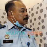 Caption: Kasi Kegiatan Kerja Lapas Kelas 2A Jember, Agus Yanto, saat dikonfirmasi sejumlah wartawan di ruang tamu Lapas Kelas 2A Jember, Senin (2/8/2021).
