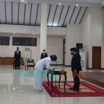 Caption: Pengukuhan, Pelantikan, dan Pengambilan Sumpah Pejabat Administrator dan Pejabat Pengawas di Lingkungan Pemerintah Kabupaten Jember, Jumat (20/8/2021) sore.