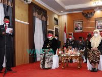 Foto: Sekretaris Daerah (Sekda) Sumenep, Edy Rasiyadi, menyampaikan laporan saat launching call center 112 di Rumdis Bupati.