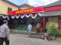 Caption: Tampak halaman depan menuju ruang Satreskrim Polres Jember, Senin (30/8/2021).