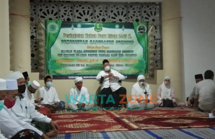 Foto: Bagian Kesejahteraan Masyarakat (Kesra) Setdakab Sumenep, saat menggelar Khatmil Quran dan Istigasah dalam rangka menyambut Tahun Baru Islam, 1 Muharram 1443 Hijiriah.