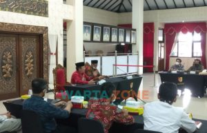 Warga Tolak Tambak Udang di Pesisir Desa Kepanjen, Bupati Jember Janji Panggil Para Pemilik Tambak