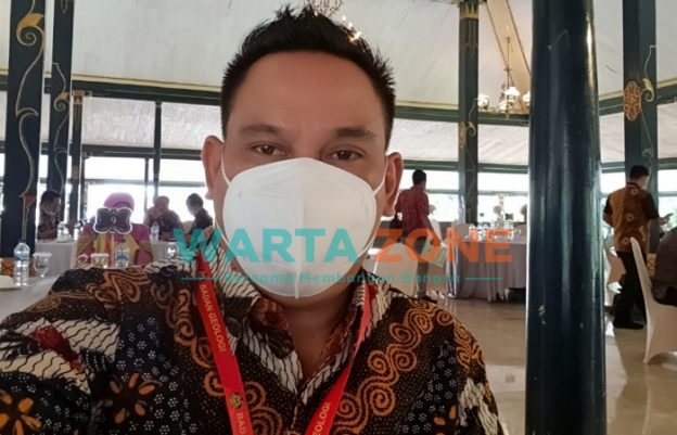 BERMASKER: Kasubag Pertanian, Kehutanan, Kelautan dan Perikanan, ESDA Sumenep, Andi Suprapto (Dok. WARTA ZONE)