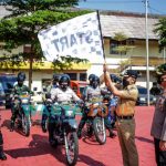 Foto: Kaporesta Bogor Kota, Kombes Pol Susatyo Purnomo Condro (kanan), Wali Kota Bima Arya saat launching Srikandi Tim Penjemput Vaksinasi.