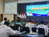 Caption: Bupati Jember saat memberikan sambutan dalam agenda urun rembuk penanganan stunting di Kabupaten Jember, Rabu (22/9/2021).