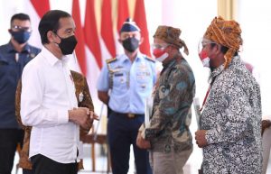 Presiden Serahkan Sertifikat Redistribusi Tanah Objek Reforma Agraria di 26 Provinsi