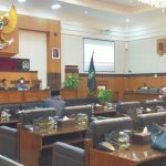 Foto: DPRD Kabupaten Banyuwangi, saat menggelar rapat paripurna internal dengan agenda penyampaian laporan hasil pembahasan KUPA-PPAS Perubahan APBD tahun 2021. (Foto dok Humas DPRD Banyuwangi)
