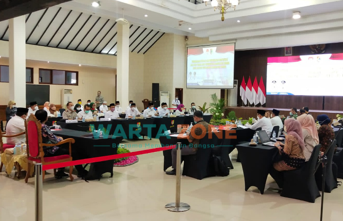 Caption: Suasana saat kegiatan pertemuan dengan KPK-RI di dalam Aula lantai dua Pendapa Wahyawibawagraha, Jumat (24/9/2021).