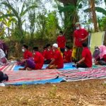 Foto: Para petani di Kabupaten Sumenep, saat mengikuti Sekolah Lapang Pertanian Tanaman Terpadu (SLPTT), yang diselenggarakan oleh Dinas Pertanian Tanaman Pangan, Hortikultura dan Perkebunan (Dispertahortbun).