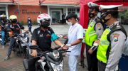 Foto: Masyarakat Kabupaten Malang, saat menggunakan layanan vaksinasi Covid-19 Drive thru.