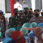 Foto: Panglima TNI Marsekal TNI Hadi Tjahjanto bersama Kapolri Jenderal Pol Listyo Sigit Probowo, saat kunjungan kerja ke Kabupaten Banyuwangi.